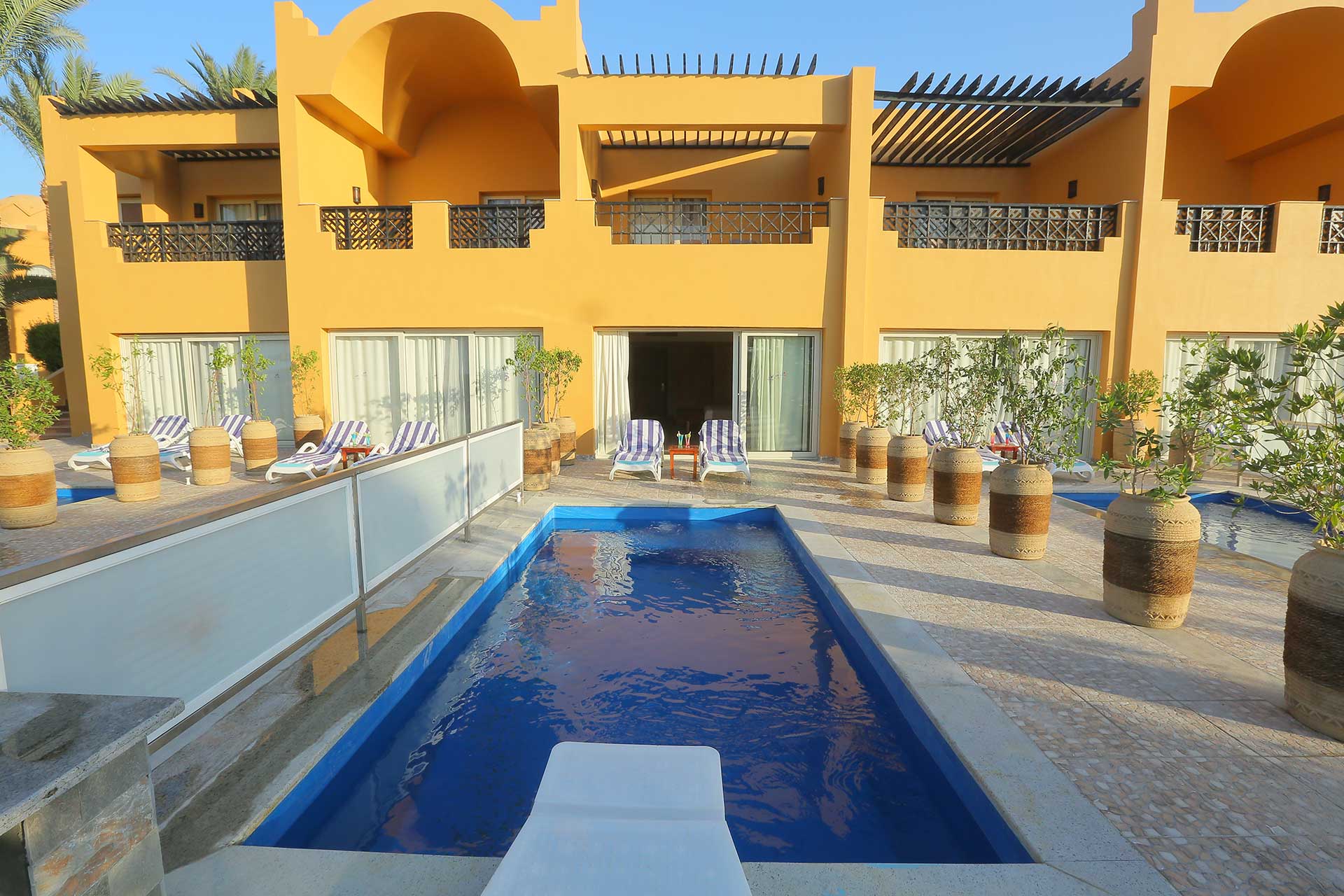 executive-jacuzzi_pool-stella_beach_resort_and_spa-gallery-3 Executive Jacuzzi Pool