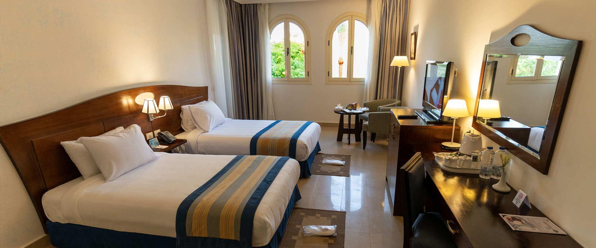 Stella-Gardens-Family Room-4